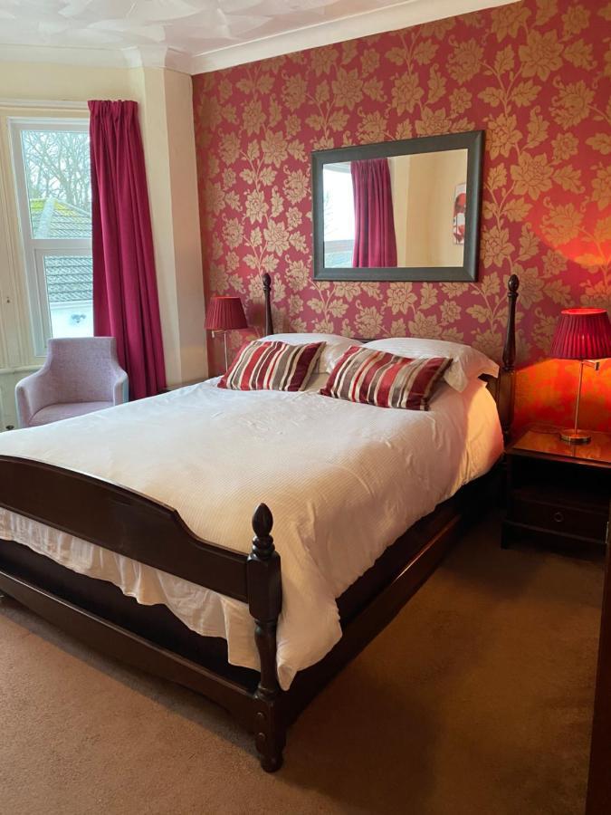 ويموث The Kingswood Guest House - Adult Only المظهر الخارجي الصورة